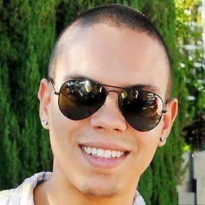 Evan Ross Headshot