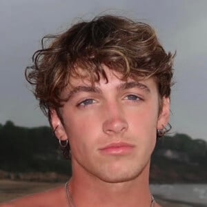 Evan Smith Headshot 4 of 4