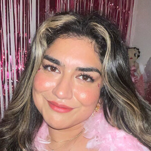 Evany Headshot 3 of 3