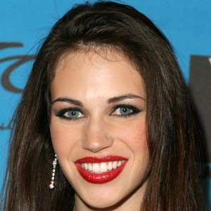 Faith Leon - Age, Family, Bio | Famous Birthdays