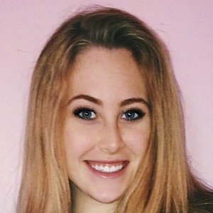famousblonde at age 17