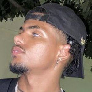 FamousDre Headshot 8 of 10