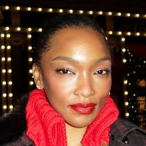 fashionablyjetlagged Headshot 8 of 9