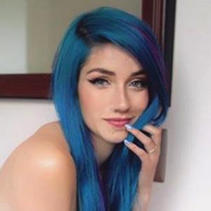 Suicide girl fay