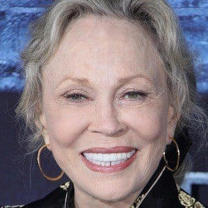 Faye Dunaway Headshot 2 of 10