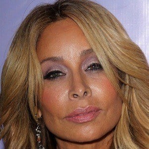 Faye Resnick Headshot 2 of 5