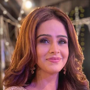 Fenil Umrigar Headshot 2 of 6