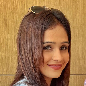 Fenil Umrigar Headshot 5 of 6