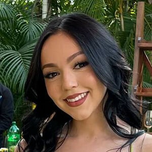 Fernanda Lopez Headshot 2 of 6