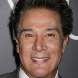 Fernando Allende Headshot 5 of 6