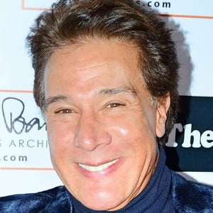 Fernando Allende Headshot 6 of 6