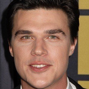 Finn Wittrock Headshot 10 of 10