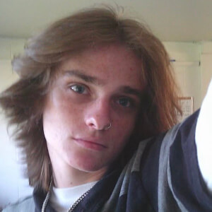 Finn Mazer Headshot 5 of 10