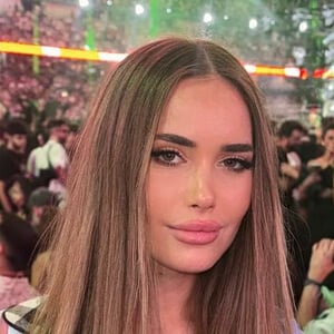 Florencia Vichich Headshot 4 of 4