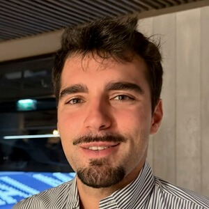 Fran Cuéllar Headshot 2 of 3