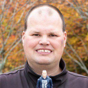 Frankie MacDonald Headshot 6 of 17