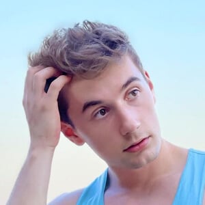 Frederick Alessandrini Headshot 5 of 6