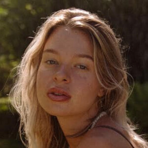 Freya Anne Rayy Headshot 4 of 5