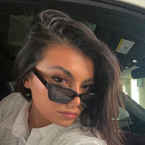 fw.frannie Headshot 3 of 5