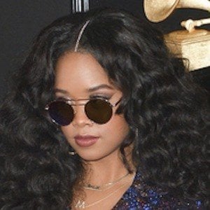 H.E.R. at age 21