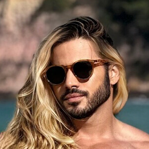 Gabriel Mansur Headshot 7 of 8