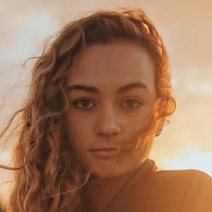 Gabbie Gonzalez Headshot 3 of 7