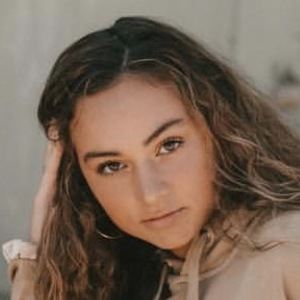 Gabbie Gonzalez Headshot 4 of 7
