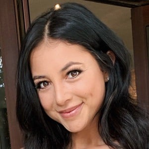 Gabriella Abutbol Headshot 3 of 6