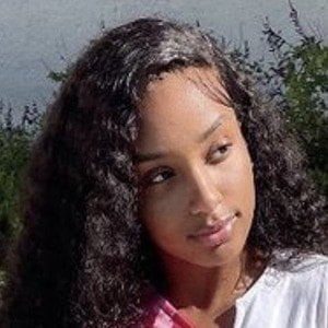 Gabrielle Alayah Headshot 4 of 10