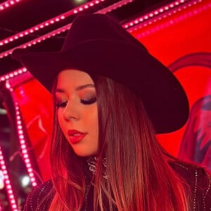 Gabyzinha Vrech Headshot 3 of 7