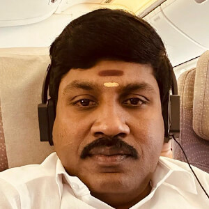 Ganesan Pechi Muthu Headshot 2 of 8