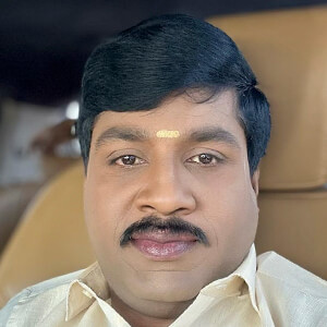 Ganesan Pechi Muthu Headshot 4 of 8