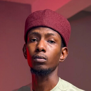 geeboy__ Headshot 6 of 6
