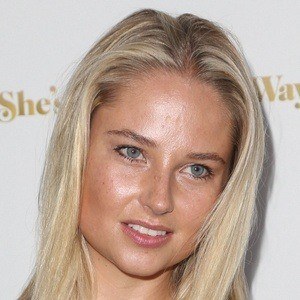 Genevieve morton photos