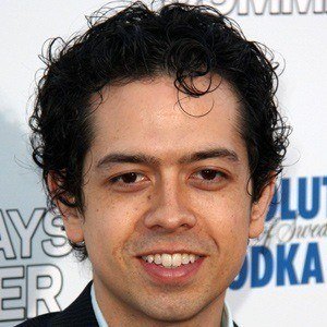 Geoffrey Arend - Bio, Family, Trivia | Famous Birthdays