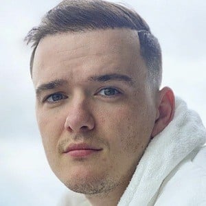 George Sampson Headshot 10 of 10