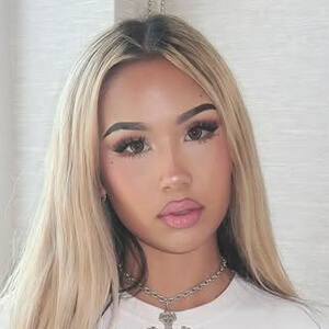 giadiminosupremacy Headshot 6 of 7