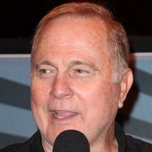 Gil Gerard - Bio, Family, Trivia | Famous Birthdays