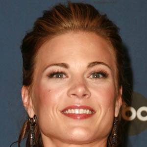 Gina Tognoni - Bio, Family, Trivia | Famous Birthdays