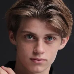 Gino Calveiro Headshot 5 of 5