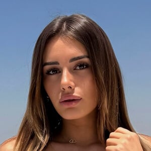 Giulia Zangrilli Headshot 4 of 10