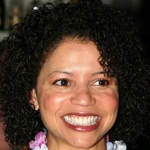 Gloria Reuben Headshot 5 of 5