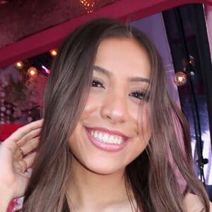 gloriresta Headshot 3 of 6