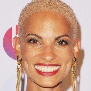 Goapele Headshot 2 of 7