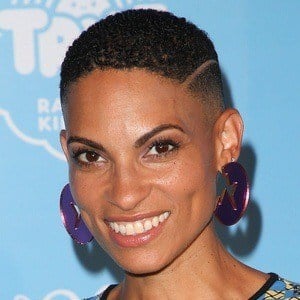 Goapele Headshot 6 of 7