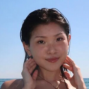 Grace Moon Headshot 2 of 6