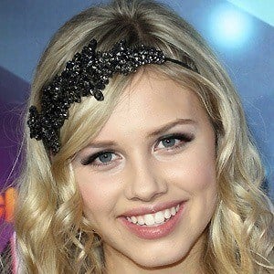 Gracie Dzienny at age 17