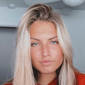 Gracie Fontaine Headshot 2 of 5