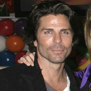 Greg Lauren - Bio, Family, Trivia | Famous Birthdays