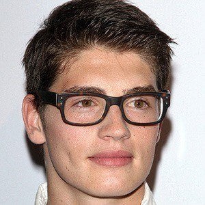 Gregg Sulkin at age 19